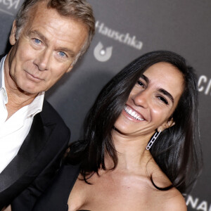 Portrait de Franck Dubosc et sa femme Danièle à Paris, le 4 février 2019. © Cédric Perrin/Bestimage