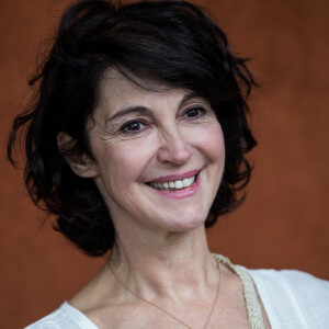 Zabou Breitman - People au village pour la finale hommes lors des internationaux de France de tennis de Roland Garros 2019 à Paris le 9 juin 2019. © Jacovides - Moreau / Bestimage