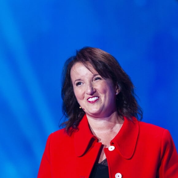 Exclusif - Anne Roumanoff - Enregistrement de l'émission "Les comiques préférés des français" au Dôme des Sports, diffusée le 10 octobre 2020 sur France 2. © Pierre Perusseau / Bestimage