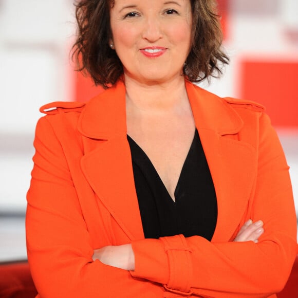 Exclusif - Anne Roumanoff - Enregistrement de l'émission ' Vivement Dimanche ' au studio Gabriel le 15 mai 2020 © Guillaume Gaffiot / Bestimage