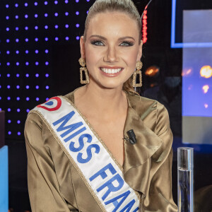 Amandine Petit (Miss France 2021) - Backstage de l'enregistrement de l'émission "A Prendre ou A Laisser (APOAL)", présentée par C.Hanouna et diffusée en direct le 26 janvier sur C8 © Jack Tribeca / Bestimage