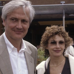 Archives - Marlène Jobert et son mari Walter Green lors des Internationaux de Tennis de Roland Garros à Paris. Mai 1996 © Michel Croizard via Bestimage