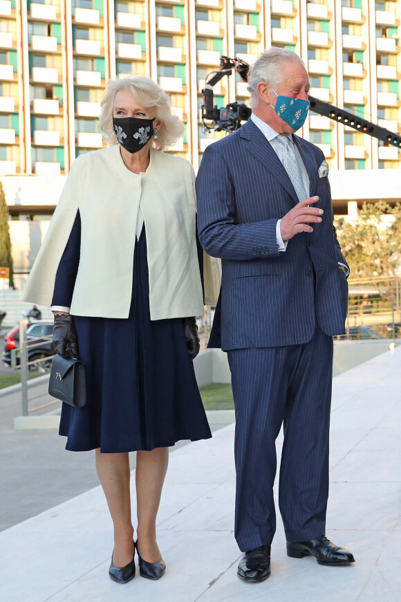 Le prince Charles et Camilla Parker Bowles visitent la National Gallery à Athènes lors d'une visite officielle dans le cadre du bicentenaire de l'indépendance de la Grèce. Le 24 mars 2021.