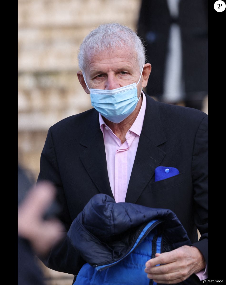 Patrick Poivre d'Arvor (PPDA) - Sorties de la messe anniversaire à la mémoire de Pierre Cardin en l'église de La Madeleine à Paris.