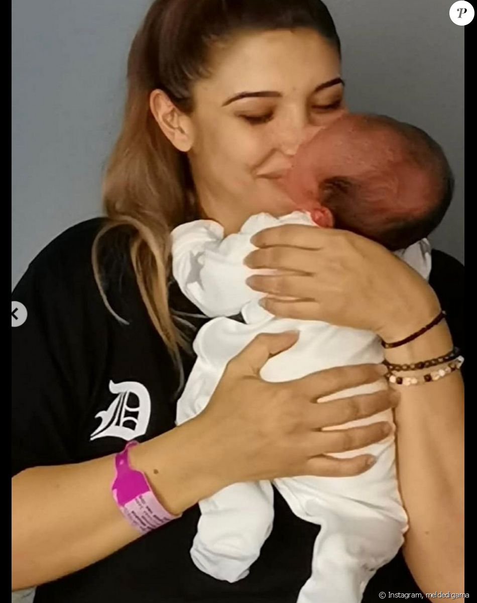 Mélanie Dédigama dévoile sa transformation physique pendant et après son accouchement - Instagram