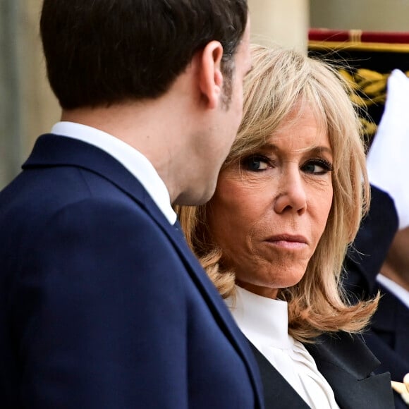 Le président Emmanuel Macron, la première dame Brigitte Macron - Le roi et la reine d'Espagne arrivent au palais de l'Elysée à Paris pour un déjeuner avant la cérémonie à l'occasion de la première journée nationale d'hommage aux victimes du terrorisme le 11 mars 2020. © JB Autissier / Panoramic / Bestimage 