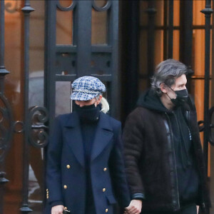 Exclusif - Laeticia Hallyday et son compagnon Jalil Lespert à Paris le 26 novembre 2020.