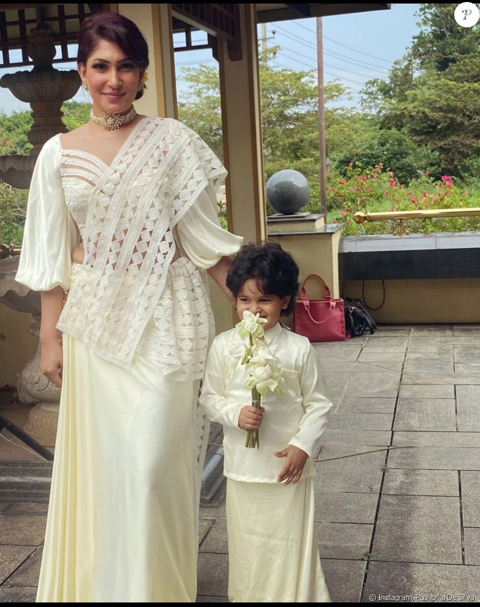Pushpika De Silva, nouvelle Miss Sri Lanka Monde, et son fils en avril 2021.