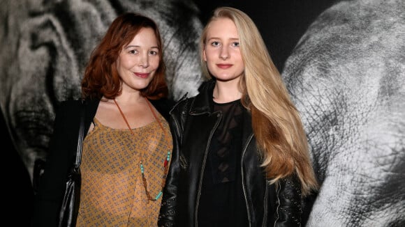 Louise Depardieu partage d'émouvantes photos avec sa défunte maman Elise Ventre