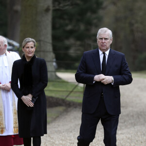 La comtesse Sophie de Wessex et leur fille Lady Louise Windsor assistent au service religieux du dimanche 11 avril 2021 en la chapelle royale à Windsor