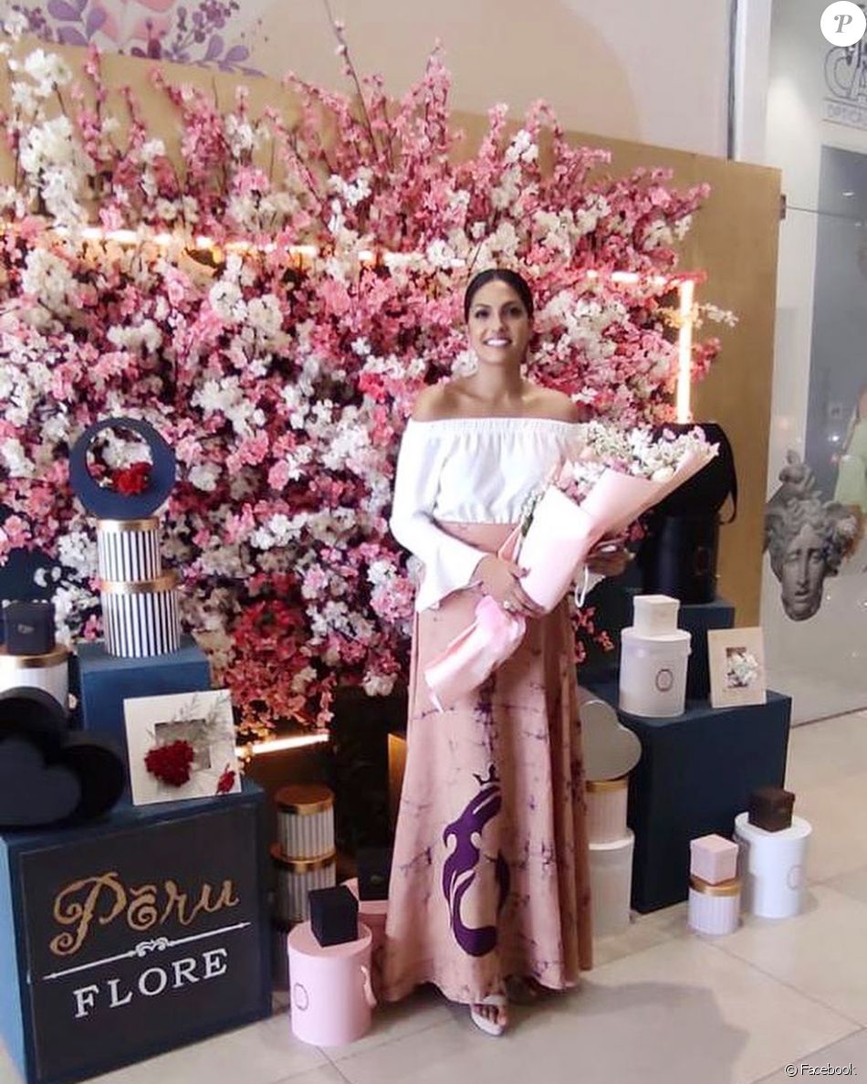 Caroline Jurie Miss Monde 2020 a été arrêtée par la police pour avoir arraché la couronne de Pushpika De Silva sur scène.