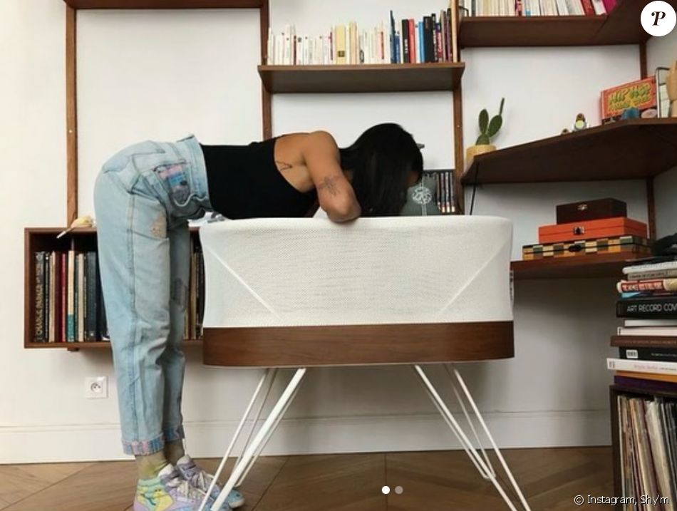 Shy'm et son fils. Avril 2021.
