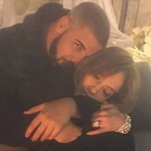 Jennifer Lopez et Drake sur Instagram le 28 décembre 2016.