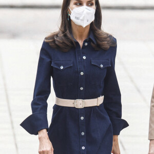 La reine Letizia d'Espagne assiste à la présentation du rapport "Groupe de travail sur le rôle des femmes dans l'internationalisation de l'économie espagnole", au Ministère de l'industrie, du commerce et du tourisme. Madrid, le 16 avril 2021.