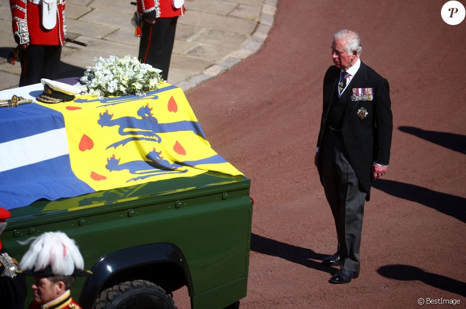 Le prince Charles, prince de Galles - Arrivées aux funérailles du prince Philip, duc d'Edimbourg à la chapelle Saint-Georges du château de Windsor, le 17 avril 2021.