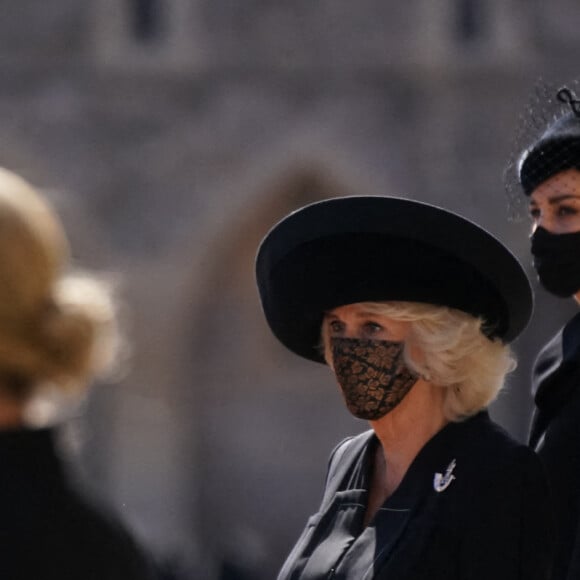 Camilla Parker Bowles, la duchesse de Cornouailles, Catherine Kate Middleton, la duchesse de Cambridge - Arrivées aux funérailles du prince Philip, duc d'Edimbourg à la chapelle Saint-Georges du château de Windsor, le 17 avril 2021.