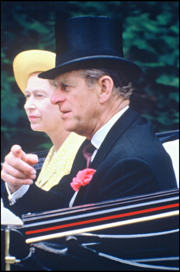 La reine Elizabeth et le prince Philip fêtent leurs 40 ans de mariage en 1987.