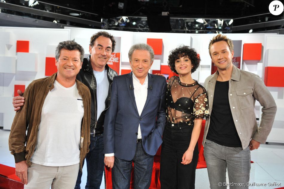 Exclusif - Les chevaliers du fiel Francis Ginibre et Eric Carrere, Michel Drucker, Barbara Pavi et Cyril Féraud- Enregistrement de l'émission "Vivement dimanche Prochain" au studio Gabriel © Guillaume Gaffiot / Bestimage