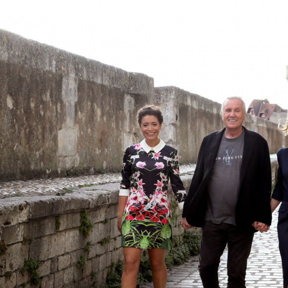 Exclusif - Yves Rénier pose avec ses deux filles Samantha et Lola lors du festival international du film de La Rochelle, France, le 13 septembre 2018. © Patrick Bernard/Bestimage 