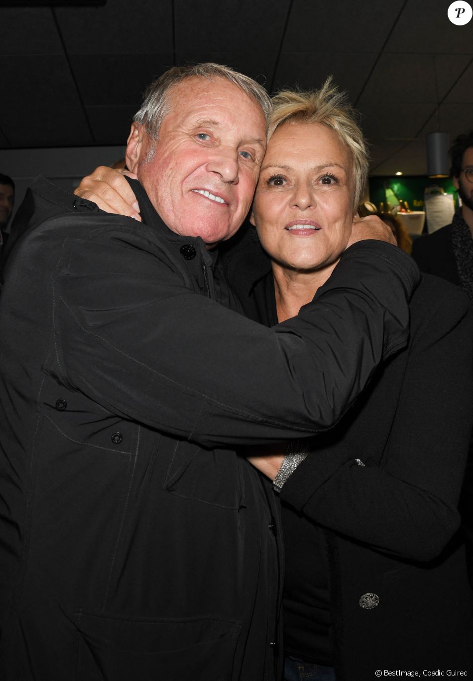 Yves Rénier et Muriel Robin - Générale du nouveau spectacle "Muriel Robin et Pof !" au Palais des Sports à Paris © Coadic Guirec/Bestimage