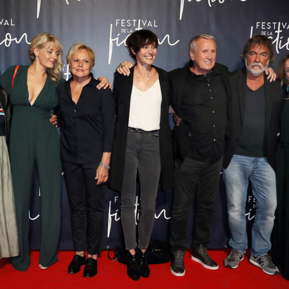 Erika Sainte, Armelle Deutsch, Laura Sepul, Muriel Robin, Yves Rénier, Olivier Marchal et Alix Poisson à la projection du téléfilm "Jacqueline Sauvage : C'était lui ou moi" au festival international du film de La Rochelle, France, le 13 septembre 2018. © Patrick Bernard/Bestimage