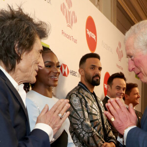 Ronnie Wood et le prince Charles - People à la soirée "Prince's Trust Awards" au Palladium à Londres. Le 11 mars 2020