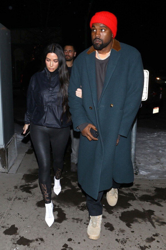 Exclusif - Kim Kardashian et son mari Kanye West vont dîner au restaurant Matsuhisa à Aspen, Colorado, Etats-Unis, le 31 décembre 2018.