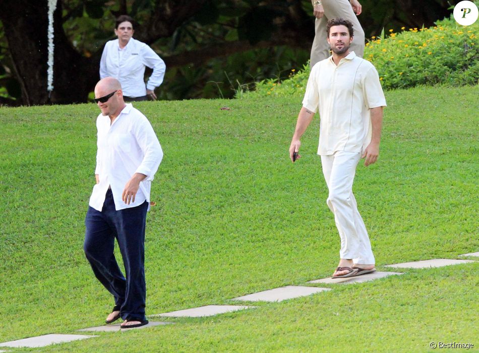 Brody et Burt Jenner à Hawaii en 2012.