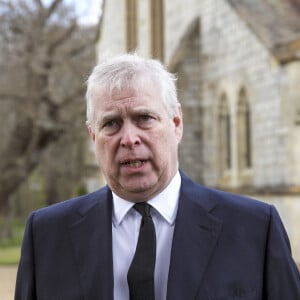 Le prince Andrew, duc York, assiste au service religieux du dimanche 11 avril 2021 en la chapelle royale à Windsor