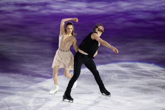 Gabriella Papadakis et son partenaire Guillaume Cizeron - Prestation sur glace à Turin, le 8 décembre 2019.