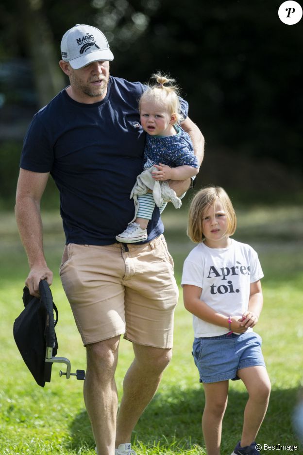 Mike Tindall avec ses filles Lena et Mia - "Whatley Manor Horse Trials" à Minchinampton. Le 15 septembre 2019