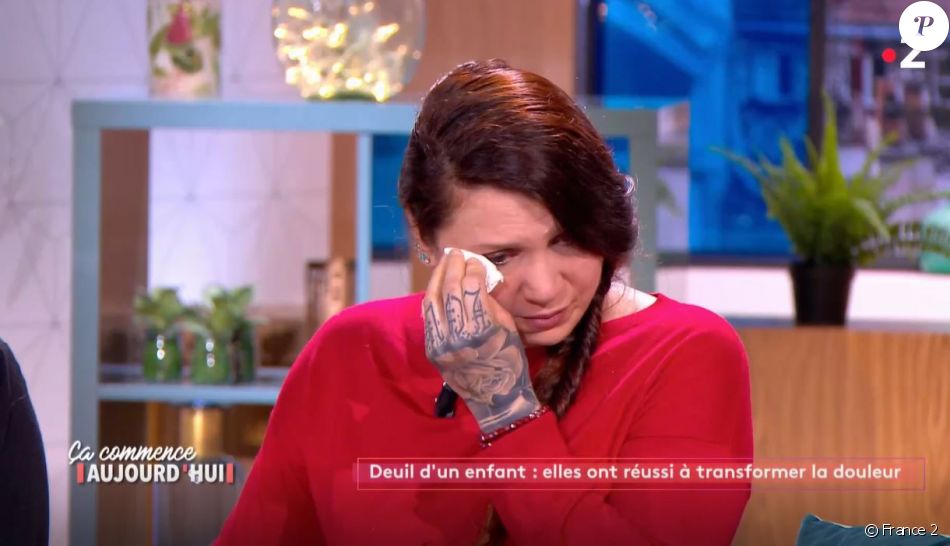 Anne Alassane en larmes dans "Ca commence aujourd'hui", le 3 mai 2021, sur France 2