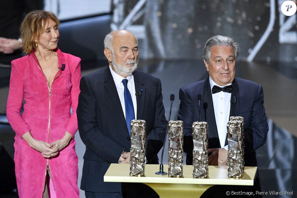 Un César spécial pour la troupe du Splendid, Marie-Anne Chazel, Gérard Jugnot, Christian Clavier, sur scène lors de la 46ème cérémonie des César à l'Olympia à Paris le 12 mars 202. © Pierre Villard/ Pool / Bestimage