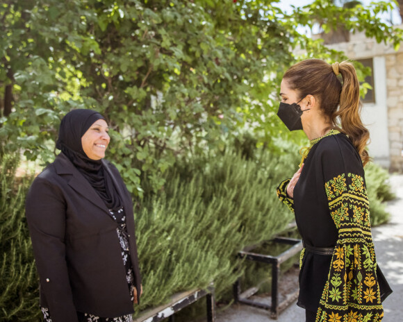 Rania de Jordanie lors d'une visite à Amman, le 4 mai 2021.
