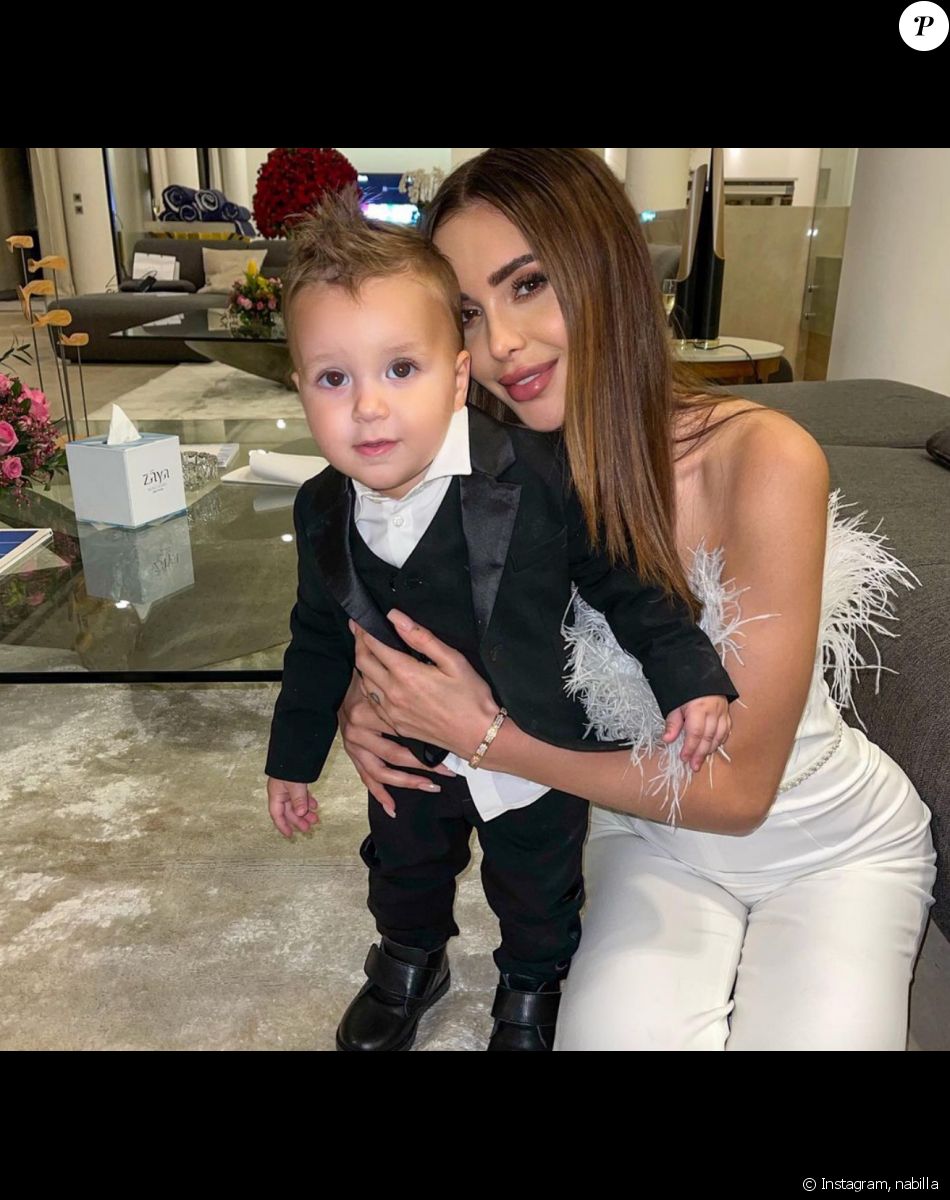 Nabilla Benattia comblée par sa vie de famille avec son mari Thomas Vergara et leur fils Milann (17 mois) - Instagram