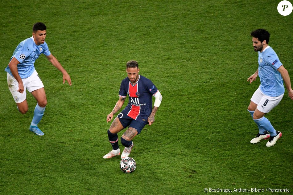 10 NEYMAR JR (PSG) - Manchester City bat le PSG (2 - 1) en manche aller de la demi-finale de la Ligue des Champions, le 28 avril 2021 à Paris. © Anthony Bibard / Panoramic / Bestimage