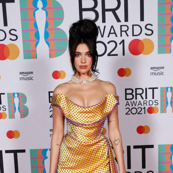 Dua Lipa lors des Brit Awards 2021 à l'O2 Arena. Londres le 11 mai 2021.