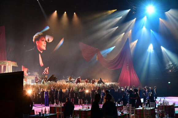 Pink a chanté avec Rag'n'Bone Man lors des Brit Awards 2021 à l'O2 Arena. Londres le 11 mai 2021.