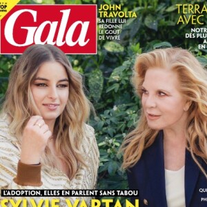 Retrouvez l'interview de Sylvie Vartan et Darina Scotti dans le magazine Gala, n°1458, du 20 mai 2021.