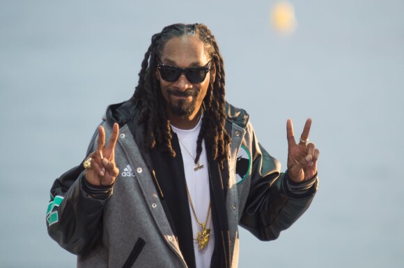 Snoop Dogg - Snoop Dogg sur le plateau du Grand Journal de Canal + lors du 68ème festival de Cannes le 19 mai 2015. 