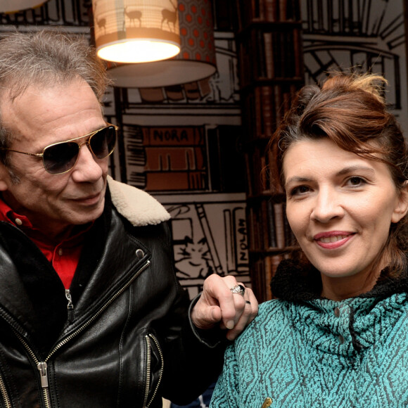 Exclusif - Philippe Manoeuvre et sa femme Candice de la Richardière à l'inauguration de "la Maison de Noël Amazon" à la Crèmerie de Paris, à Paris, France, le 22 novembre 2018. © Veeren/Bestimage