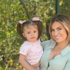 Carla Moreau avec sa fille Ruby, avril 2021