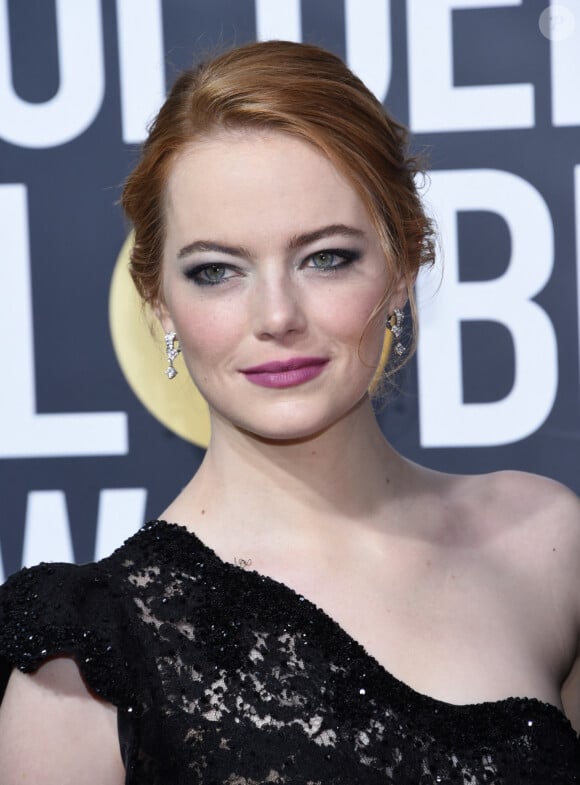 Emma Stone sur le tapis rouge de la 75ème cérémonie des Golden Globe Awards au Beverly Hilton à Los Angeles. © Chris Delmas/Bestimage 