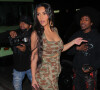 Kim Kardashian quitte le restaurant "The Nice Guy" à Los Angeles