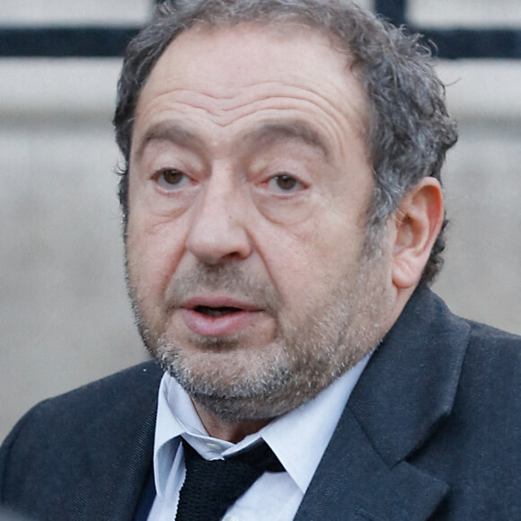 Patrick Timsit - Sortie - Obsèques du producteur Cyril Colbeau-Justin en la basilique Saint-Clotilde , Paris 7 ème pendant l'épidémie de Coronavirus Covid-19 © Agence / Bestimage