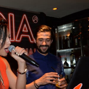 Exclusif - Florent Mothe et Zaho - Florent Mothe et Zaho aux platines du restaurant La Gioia lors de la soirée "Les musiques de la Gioia" à Paris, le 27 mai 2015. 