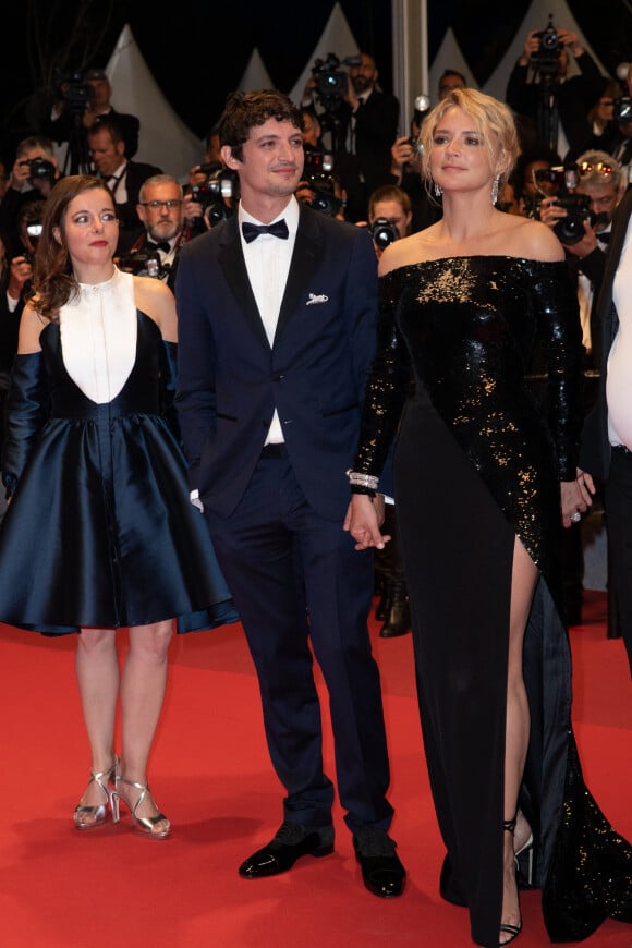 Laure Calamy, Niels Schneider, Virginie Efira - Descente des marches du film "Sibyl" lors du 72ème Festival International du Film de Cannes. Le 24 mai 2019 © Borde / Bestimage 
