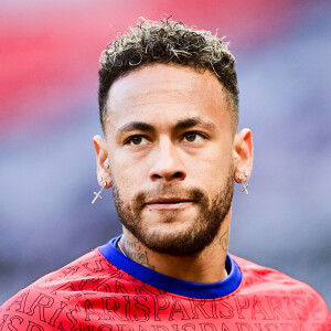 Echauffement des joueurs du PSG Neymar Jr (PSG)  © JB Autissier / Panoramic / Bestimage