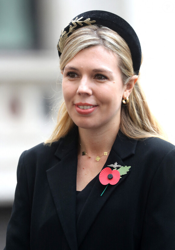 Carrie Symonds à l'issue de la cérémonie du souvenir au cénotaphe, à Whitehall, Londres le 8 novembre 2020.