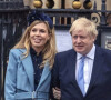 Le Premier ministre britannique Boris Johnson et sa compagne Carrie Symonds à la sortie de la cérémonie du Commonwealth en l'abbaye de Westminster à Londres
